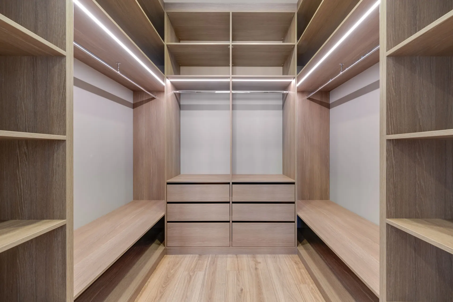 Closet em U
